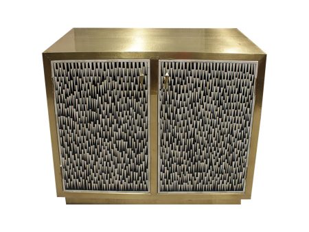 GABINETE DE ACABADO DORADO CON DETALLES BLANCO Y NEGRO on Sale